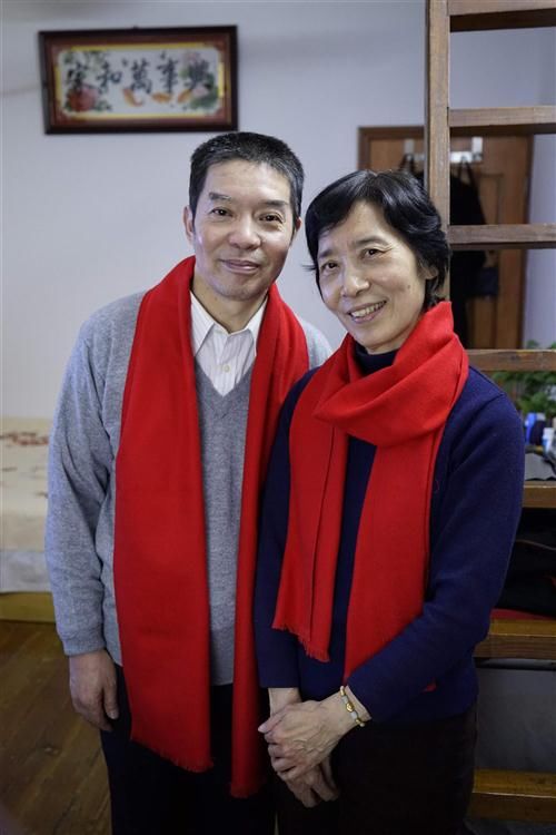 1488159500303417.jpg 春节封面初六:家和万事兴。平凡中的不凡——李伟平.jpg